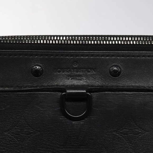 LOUIS VUITTON Monogram Shadow Pochette Discovery Bag Black - Picture 8 of 16